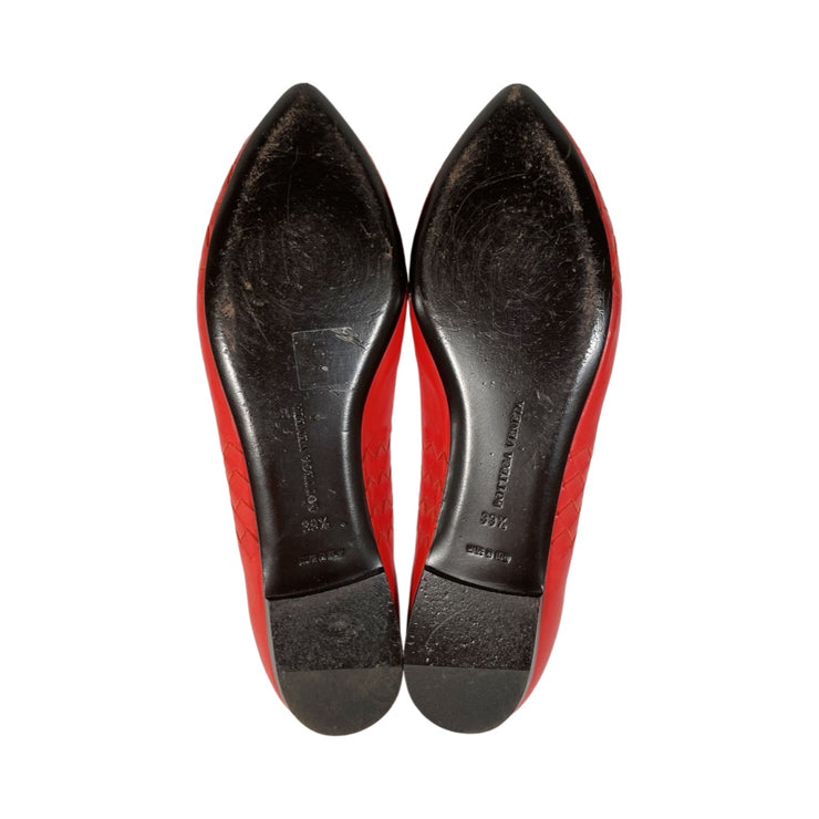 Bottega Veneta - Red Leather Intrecciato Flat