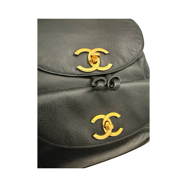 Authentic Chanel Black Caviar Leather Backpack with Gold CC Twist Lock CHANEL Pre-Owned 1995 CC Turn-lock Backpack | Black  main image 3