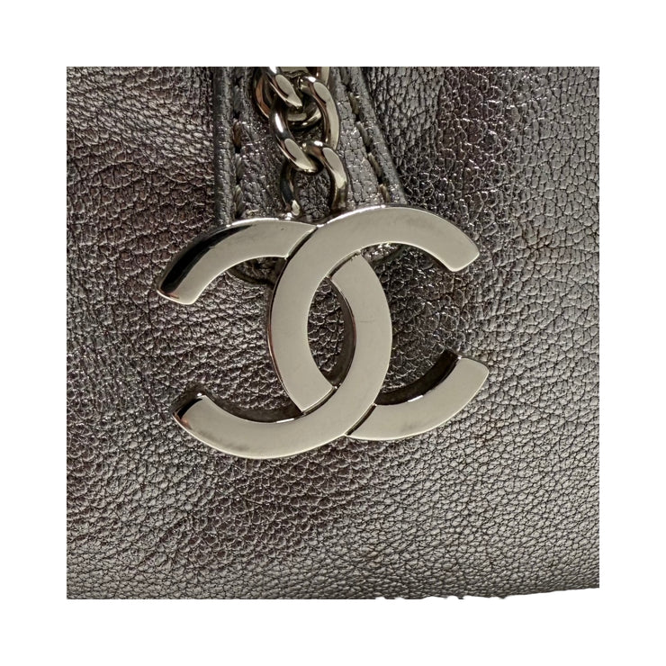 Chanel - CC Silver Luxe Ligne Bowler Bag