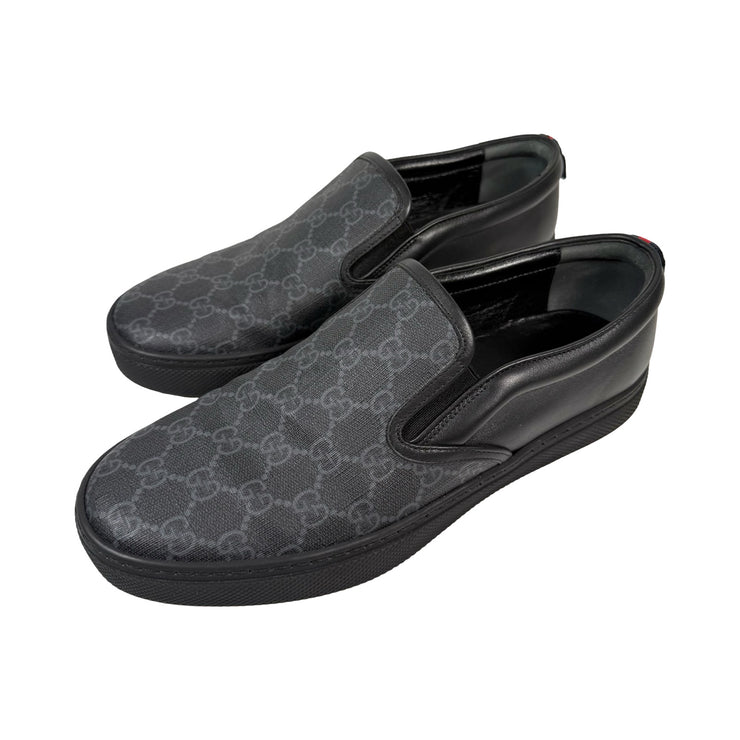 Gucci - GG Supreme Black Leather Slip On Men&