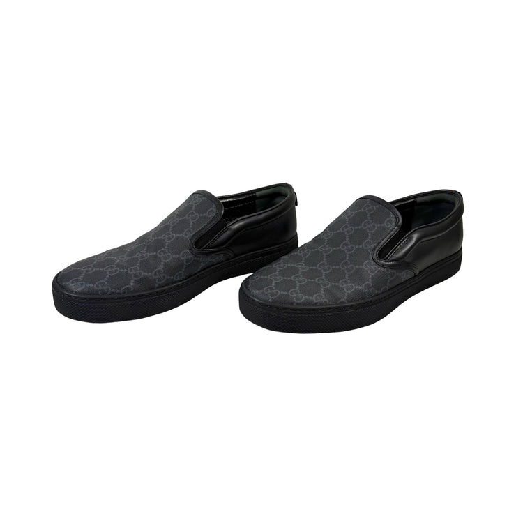 Gucci - GG Supreme Black Leather Slip On Men&