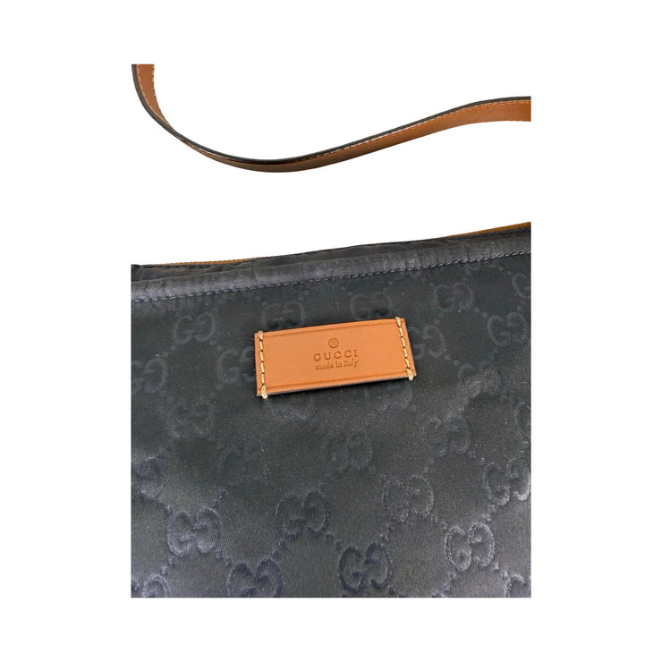 Gucci - Navy GG Supreme Nylon Messenger