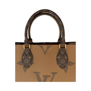 Louis Vuitton - LV Giant Reverse Monogram Onthego MM
