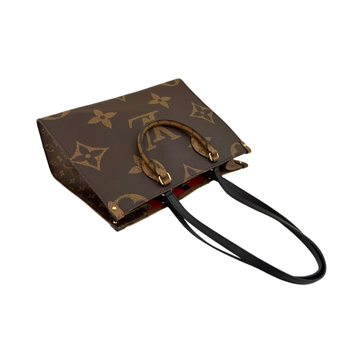 Louis Vuitton - LV Giant Reverse Monogram Onthego MM