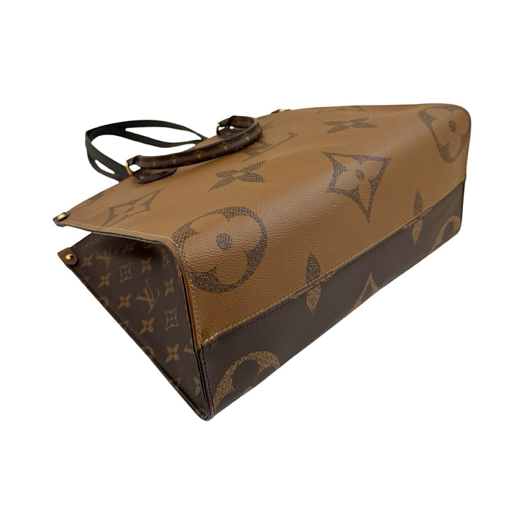 Louis Vuitton - LV Giant Reverse Monogram Onthego MM