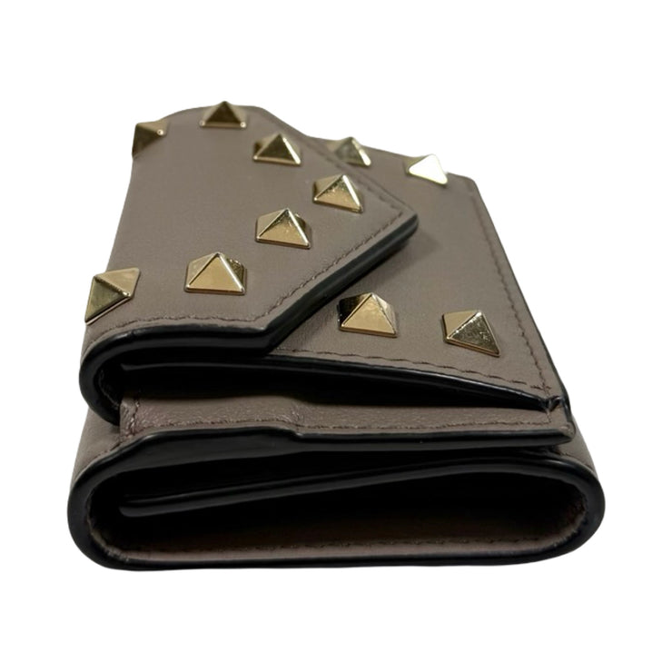Valentino Garavani - Grey Leather Rockstud Compact Trifold Wallet