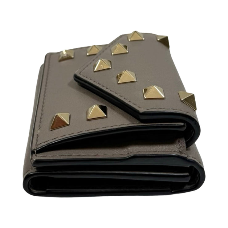 Valentino Garavani - Grey Leather Rockstud Compact Trifold Wallet